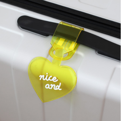2nul Clear Heart Name Tag